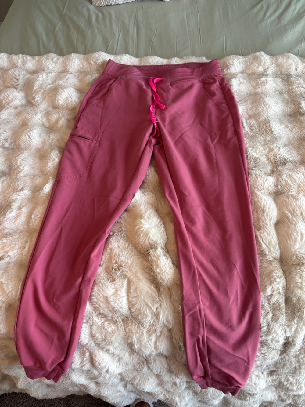 Figs Women's Dusty Rose Jogger Sweatpants with Pink Drawstring